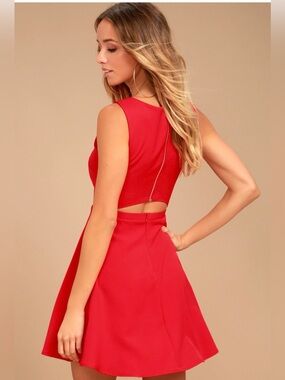 NWT Lulus Red Sleeveless Fit & Flare Dress with Back Cutout Small